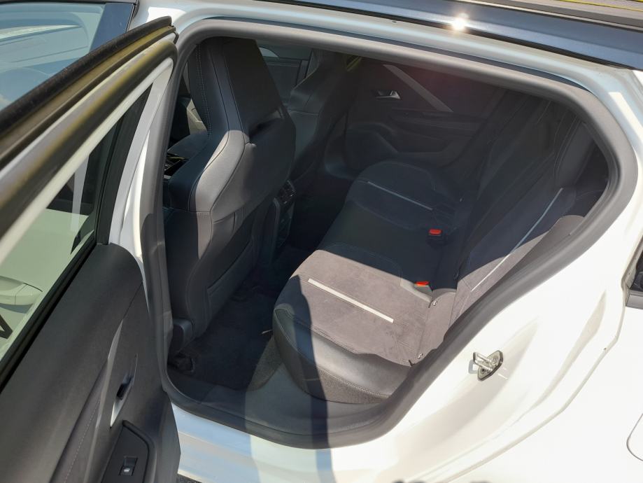 Opel Astra GSe PHEV F 1,6 AT8 *LEASING BEZ UČEŠĆA!, fotografija 15