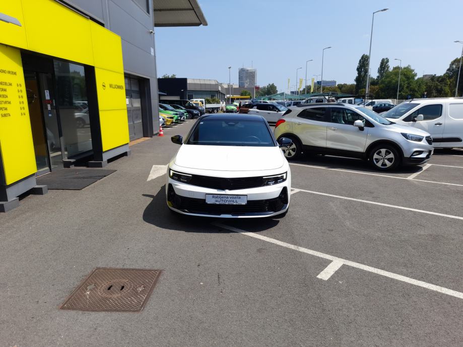 Opel Astra GSe PHEV F 1,6 AT8 *LEASING BEZ UČEŠĆA!, fotografija 2