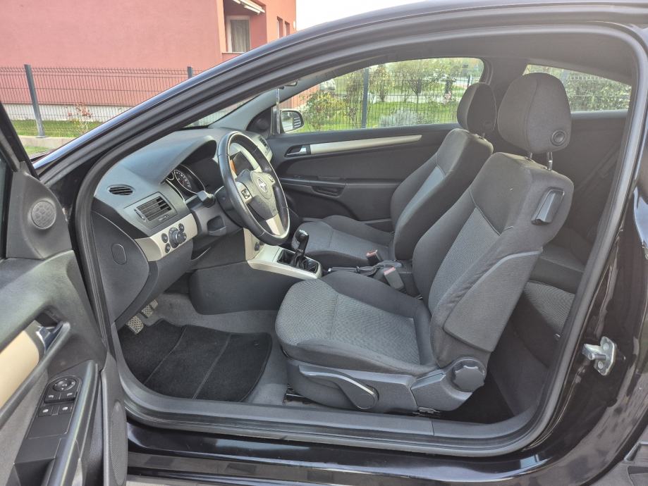 Opel Astra GTC 1.6 16v 2009g REG:03/27 SERVISNA 1-VLASKIK SUPER STANJE, fotografija 12