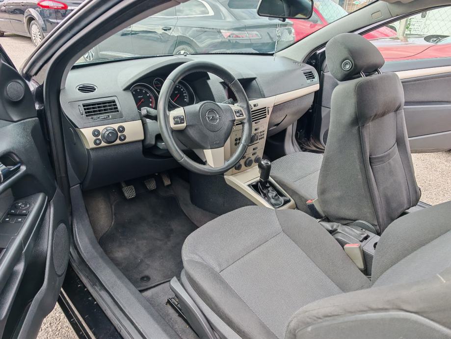 Opel Astra GTC 1,6 16V Kraj 08g, odlična, fotografija 11