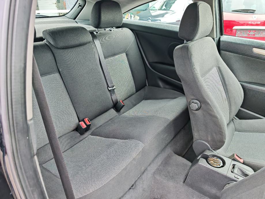 Opel Astra GTC 1,6 16V Kraj 08g, odlična, fotografija 15