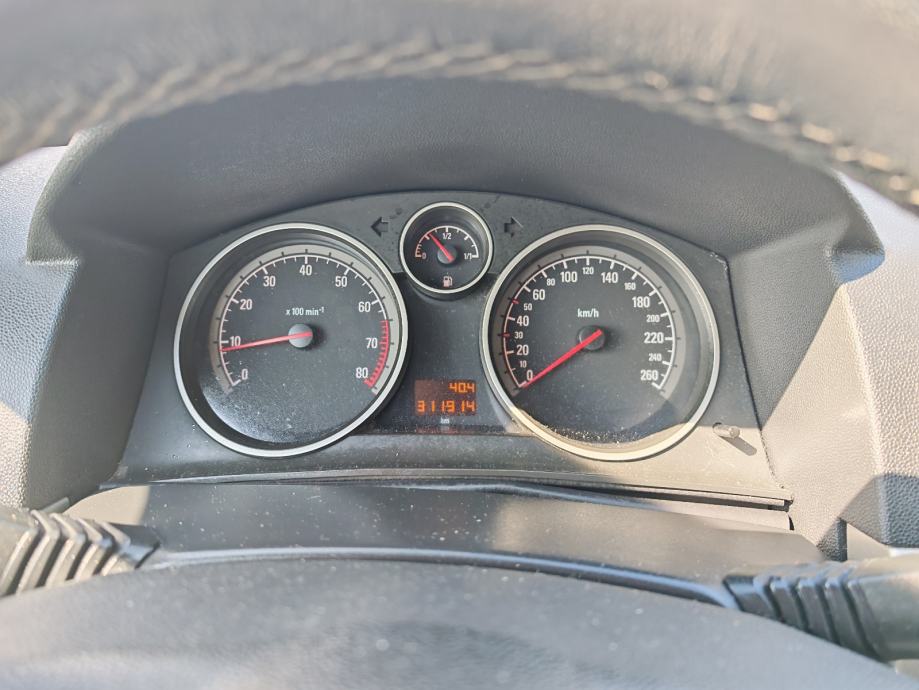 Opel Astra GTC 1,6 16V Kraj 08g, odlična, fotografija 19