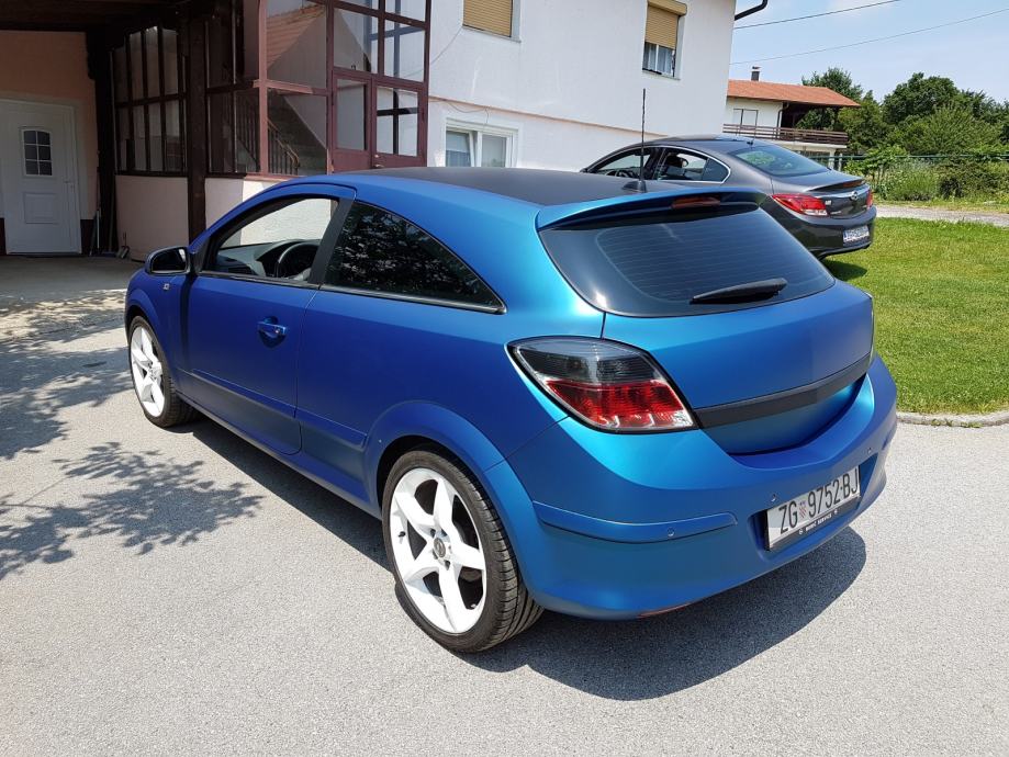 Opel astra gtc 2006