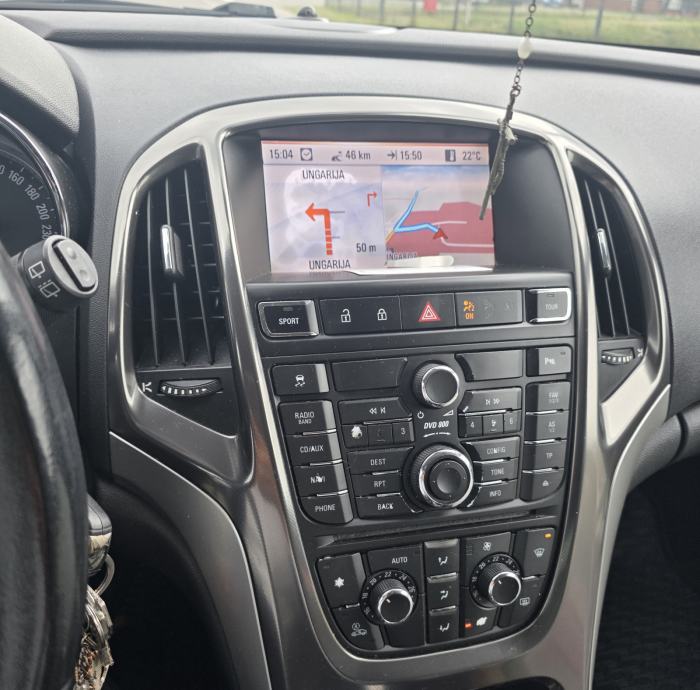 Opel Astra J 2010g, fotografija 6