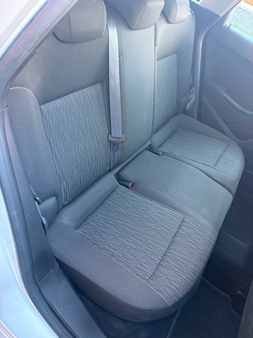 Opel Astra J Karavan 1.6 CDTI •137,000 KM•ISPIS KM•KLIMA•EURO 6•, fotografija 15