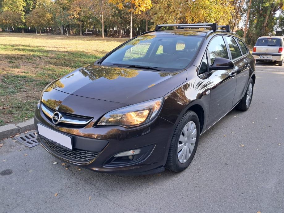 Opel Astra Karavan