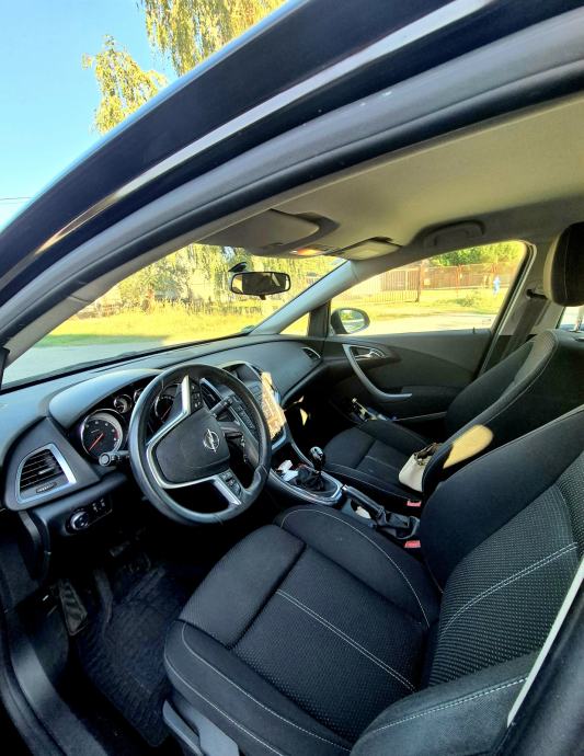 Opel Astra J, pogled izvana - slika 5