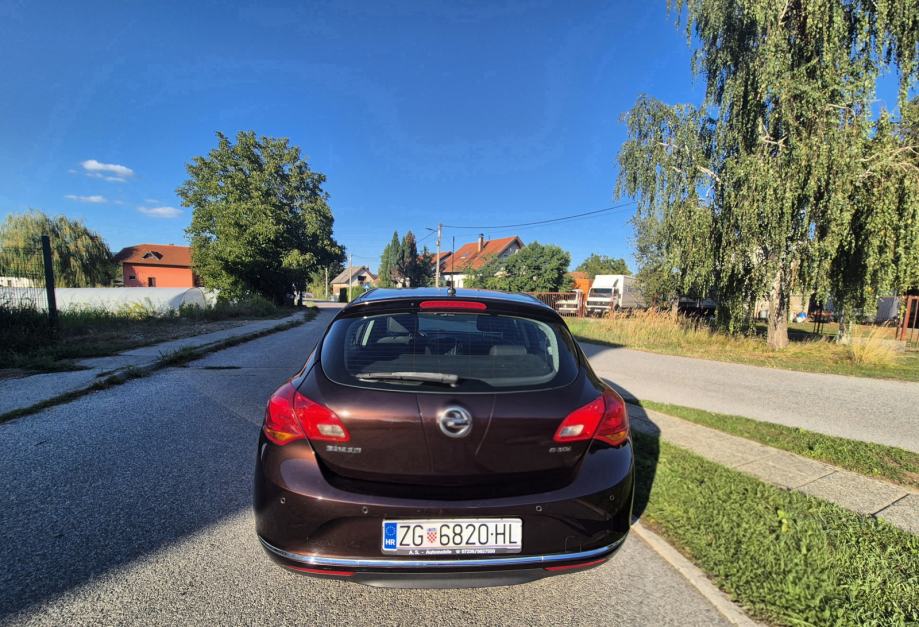 Opel Astra J, pogled izvana - slika 4