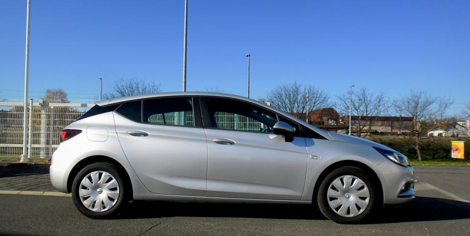 Opel astra k 2017