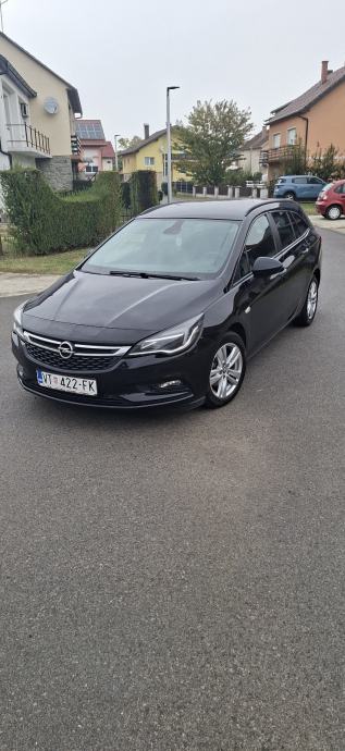 ✅Opel Astra K 1.6 Cdti//NOVI LANAC+ SET KVAČILA//HR AUTO//TOP STANJE, fotografija 2