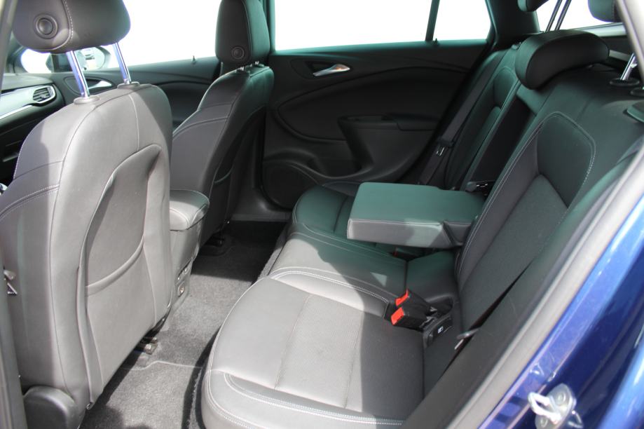 Opel Astra K Sports Tourer Ultimate Start/Stop, fotografija 11