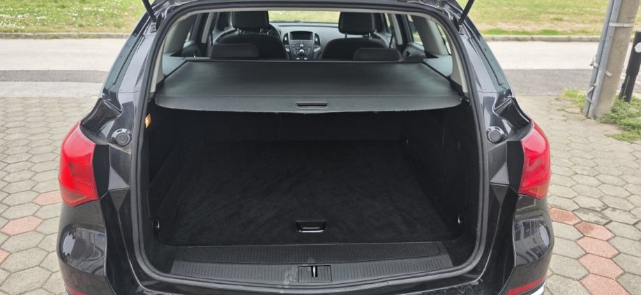 Opel Astra Karavan 1,3 CDTI,nema pristojbe,garancija,AKCIJA, fotografija 12