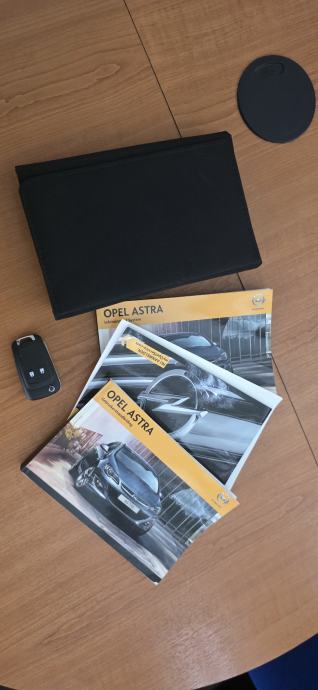 Opel Astra Karavan 1,3 CDTI,nema pristojbe,garancija,AKCIJA, fotografija 13