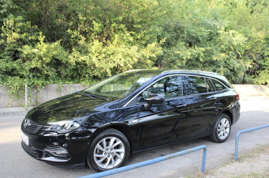 Opel Astra Karavan 1,5 D, fotografija 3