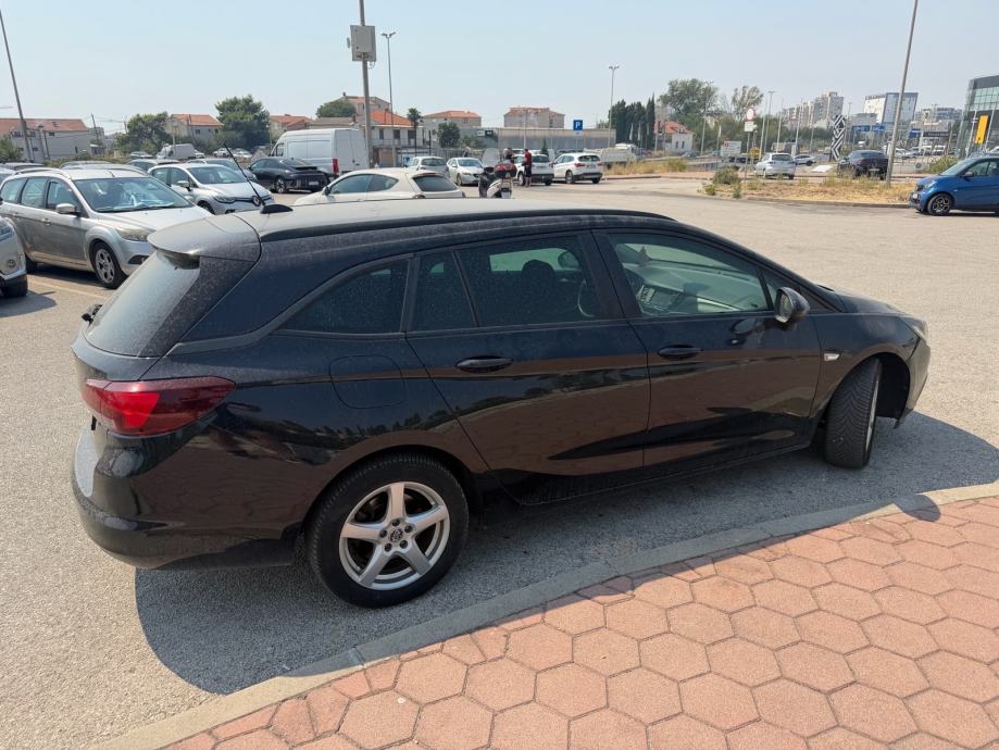 Opel Astra Karavan 1.6 automatik, fotografija 8