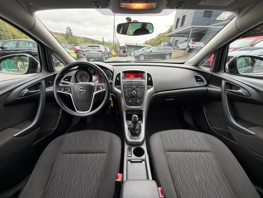 Opel Astra Karavan 1.6 CDTi Enjoy,159.000KM,KLIMA,REG. DO 12./2026.!, fotografija 8