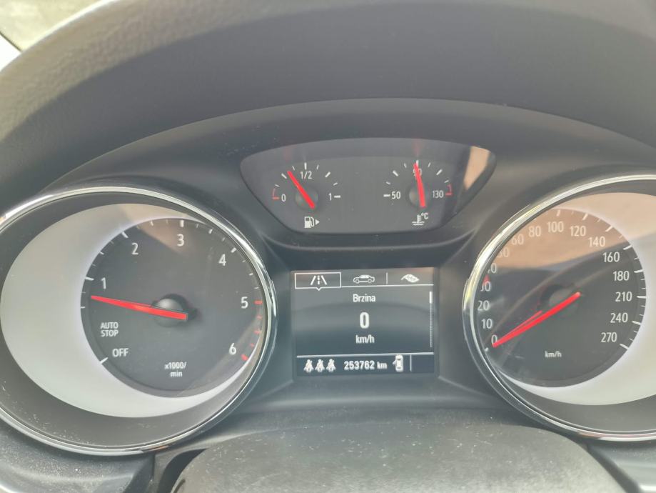 Opel Astra Karavan 1.6 CDTI, fotografija 11