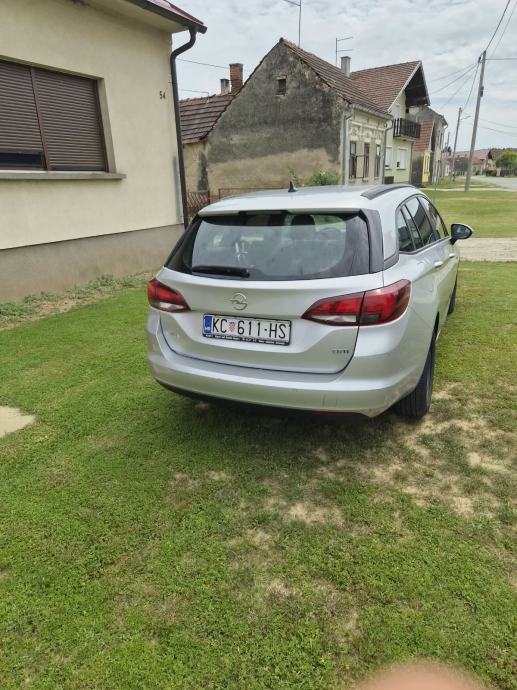 Opel Astra Karavan 1.6 CDTI, fotografija 4