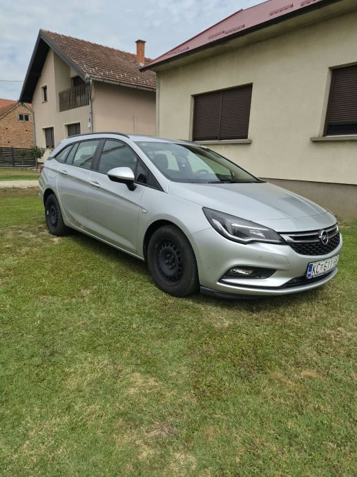 Opel Astra Karavan 1.6 CDTI, fotografija 3