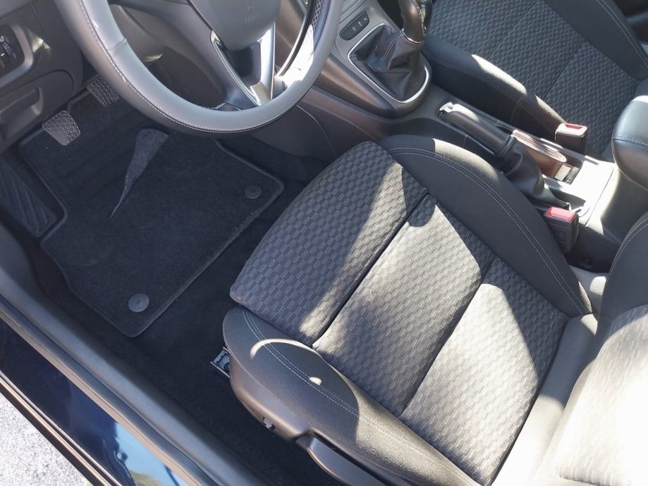 Opel Astra Karavan 1.6 CDTI, fotografija 6