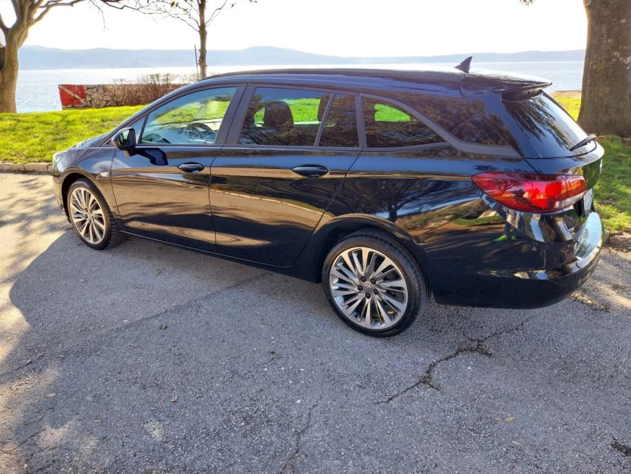 Opel Astra Karavan 1.6 CDTI, fotografija 4