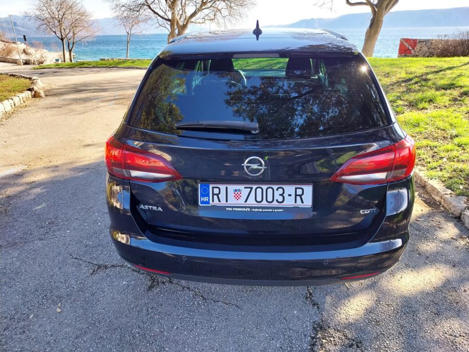 Opel Astra Karavan 1.6 CDTI, fotografija 2