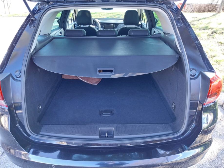 Opel Astra Karavan 1.6 CDTI, fotografija 11