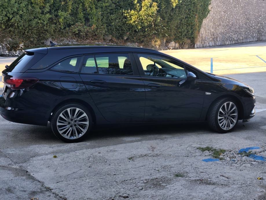 Opel Astra Karavan 1.6 CDTI, fotografija 13