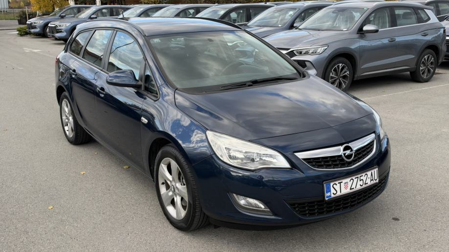 Opel Astra Karavan