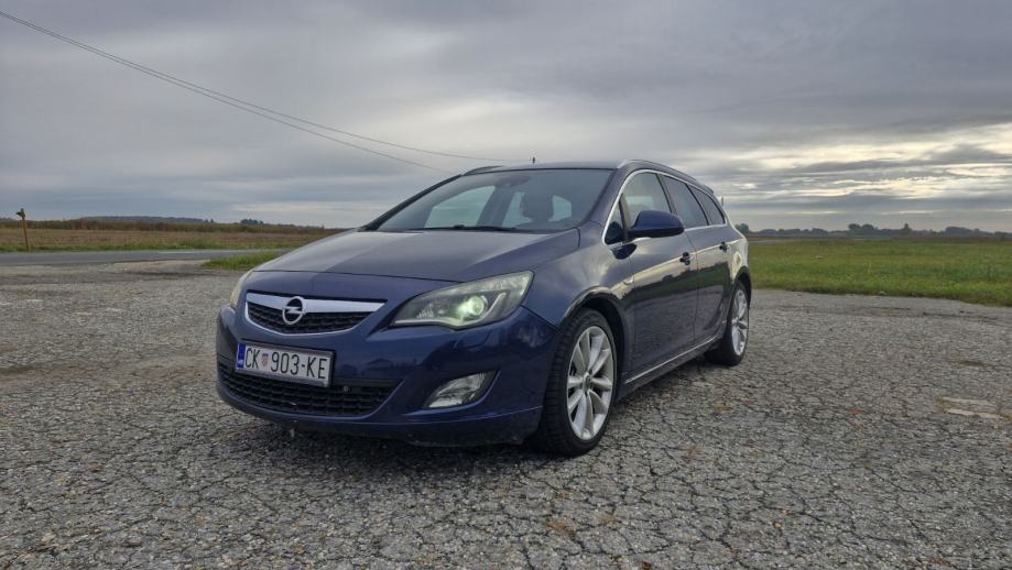 Opel Astra Karavan