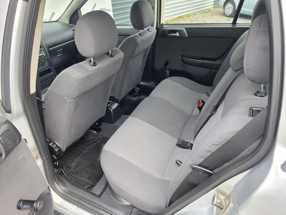 Opel Astra Karavan Caravan 1,4 =HR AUTO= KLIMA = KARTICE DO 36 RATA, fotografija 6