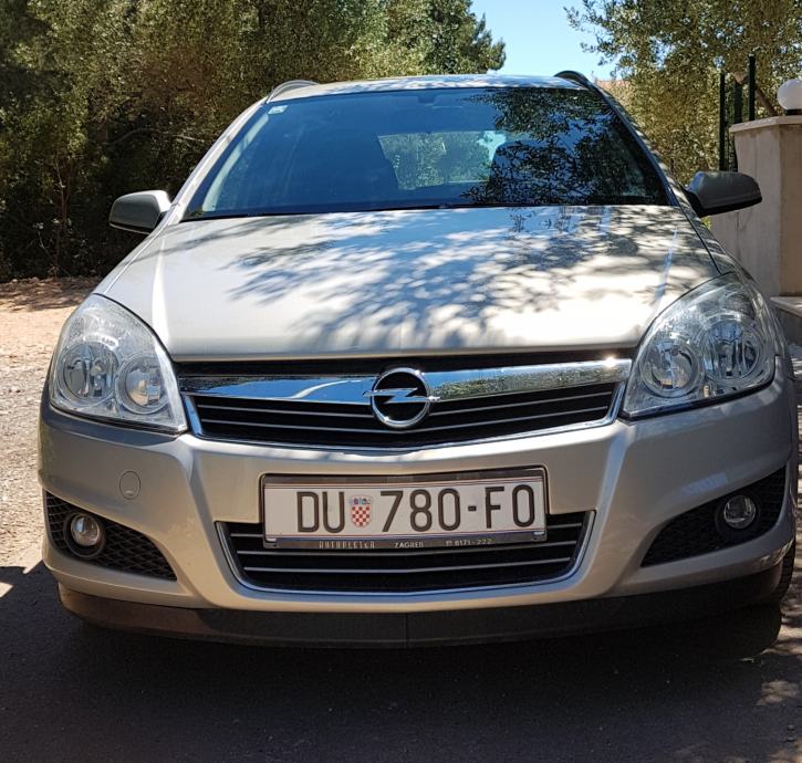 Opel Astra Karavan 1,6 REG.GODINU DANA CIJENA S PRIJENOSOM