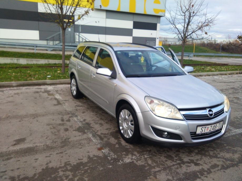 Opel astra caravan 2007