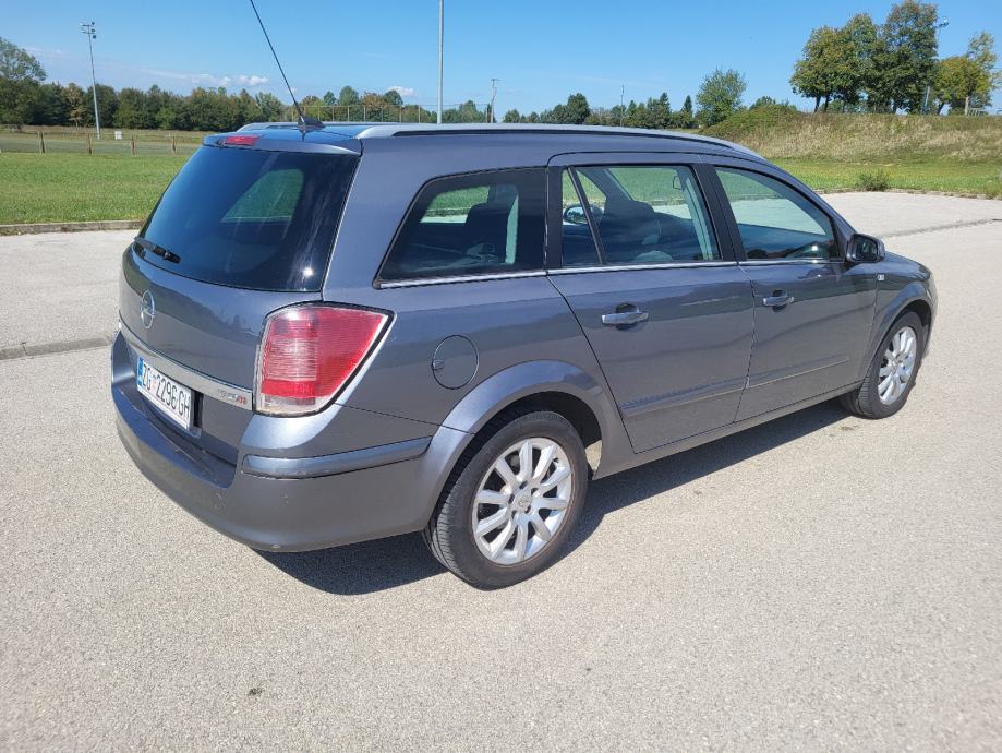 Opel Astra Karavan Caravan 1,9CDTI***1.vlasnik,**, fotografija 8