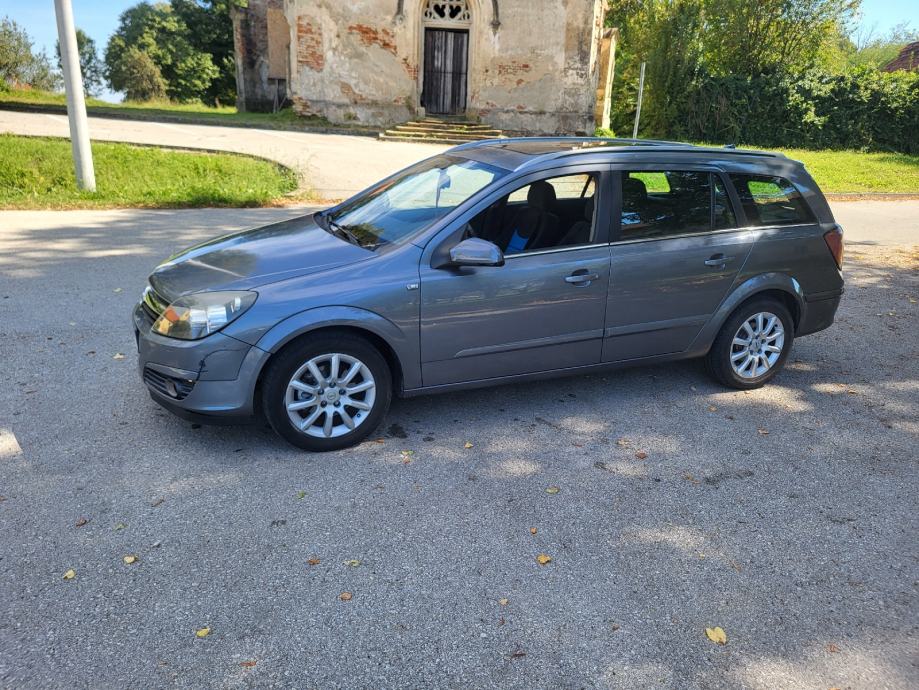 Opel Astra Karavan Caravan 1,9CDTI***1.vlasnik,**, fotografija 10