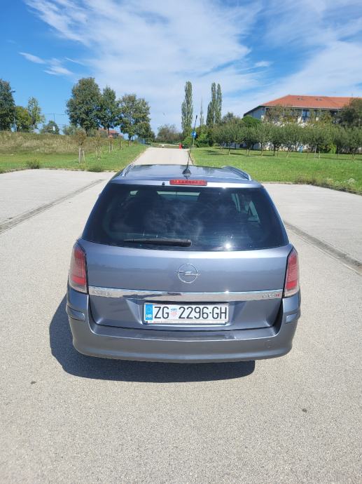 Opel Astra Karavan Caravan 1,9CDTI***1.vlasnik,**, fotografija 7