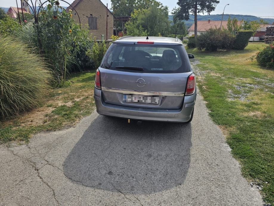 Opel Astra Karavan Caravan 1,7 CDTI, fotografija 6