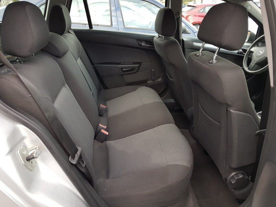 Opel Astra Karavan Caravan 1,7 CDTI, fotografija 11