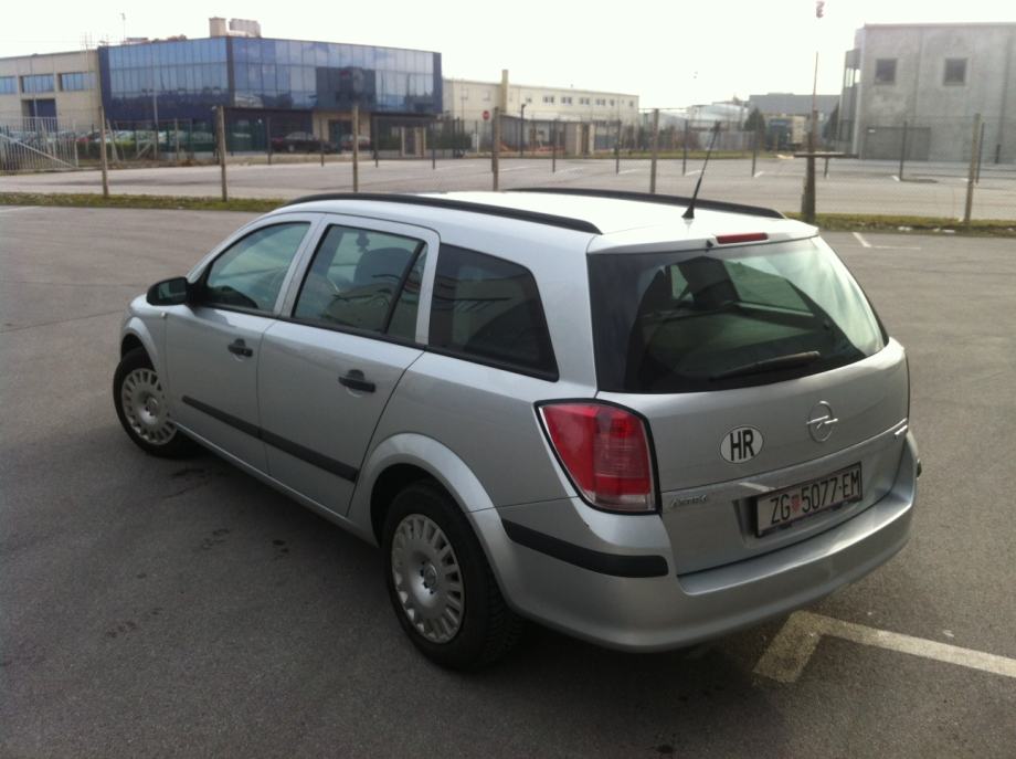 Opel astra caravan 2007