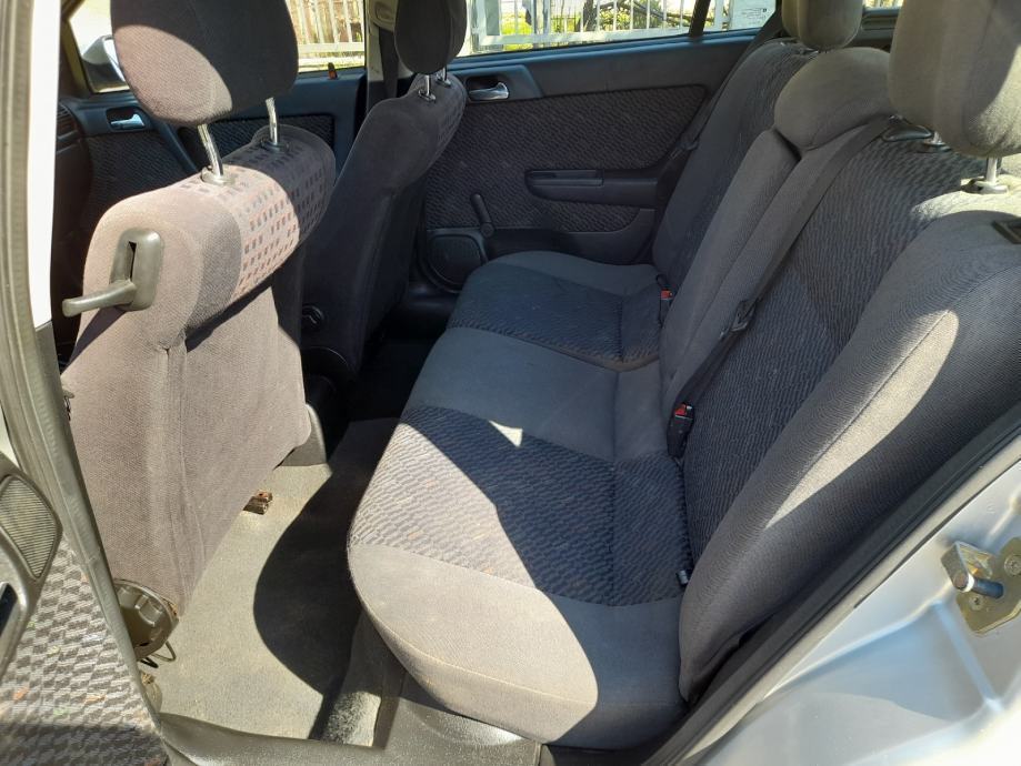 Opel Astra Karavan Caravan 1,7 DT, fotografija 13
