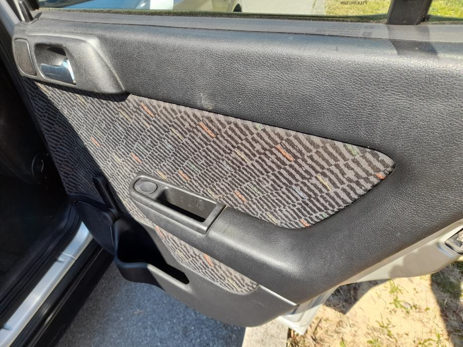 Opel Astra Karavan Caravan 1,7 DT, fotografija 14