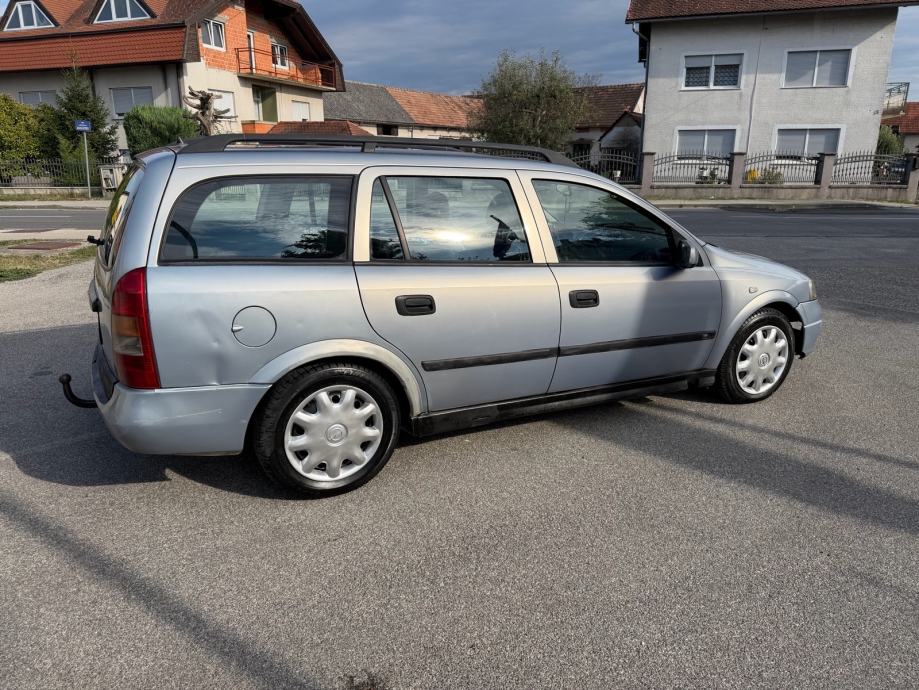 Opel Astra Karavan Caravan 2,0 DTI, fotografija 7