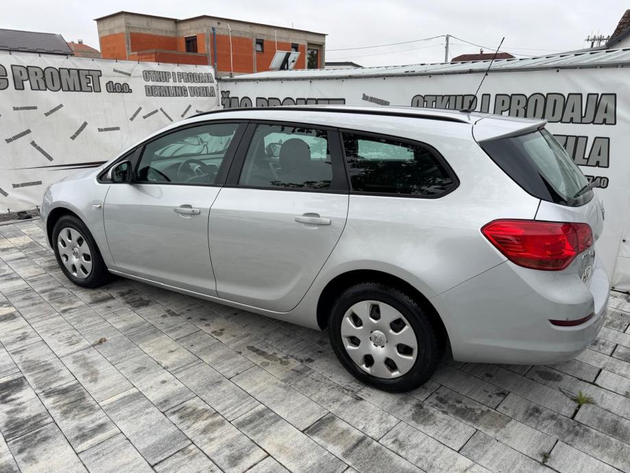 Opel Astra Karavan Sports 1,7 CDTI =REG 1 GOD= KLIMA= KARTICE- 36 RATA, pogled izvana - slika 4