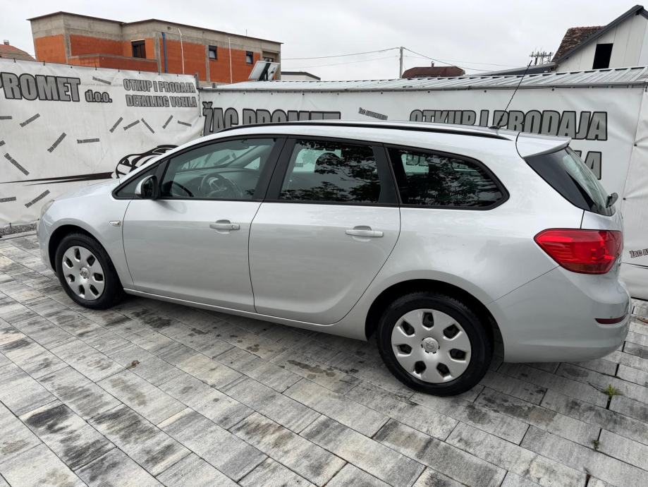 Opel Astra Karavan Sports 1,7 CDTI =REG 1 GOD= KLIMA= KARTICE- 36 RATA, fotografija 14