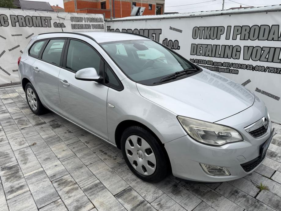 Opel Astra Karavan Sports 1,7 CDTI =REG 1 GOD= KLIMA= KARTICE- 36 RATA, fotografija 16
