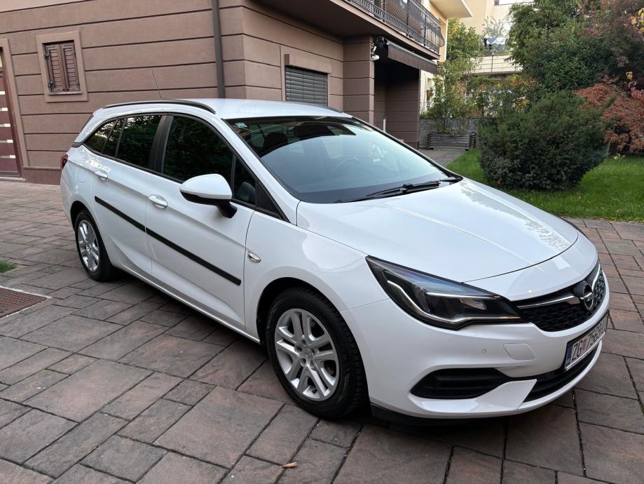 Opel Astra, fotografija 4