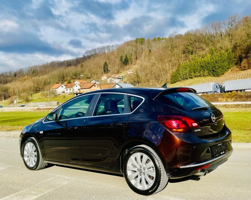 Opel Astra Sports 1,4 Turbo Automatik, Full oprema, Savršeno stanje, fotografija 4