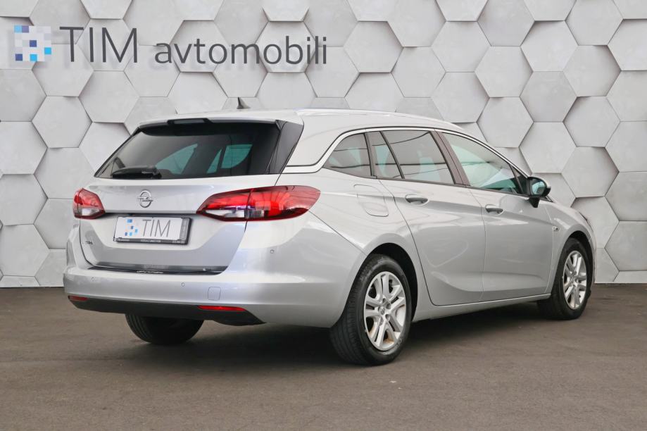 Opel Astra Sports Tourer 1.6 CDTi Enjoy 110KS TEMPOMAT NAVI, fotografija 3