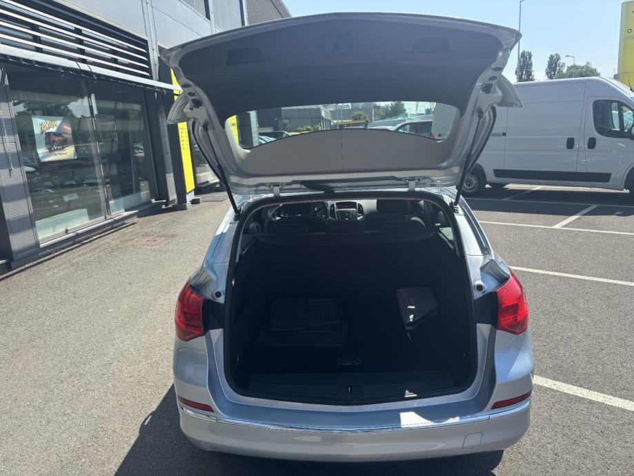 OPEL ASTRA SPORTS TOURER 1,6 CDTI, fotografija 10