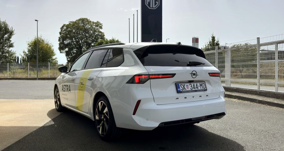 Opel Astra Sports Tourer GS 1,5 D automatik "DEMO VOZILO", fotografija 7